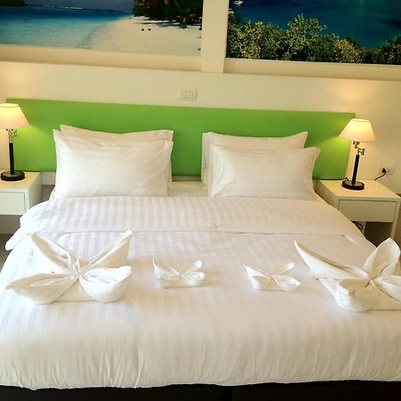 Armoni Patong Beach Hotel Εξωτερικό φωτογραφία