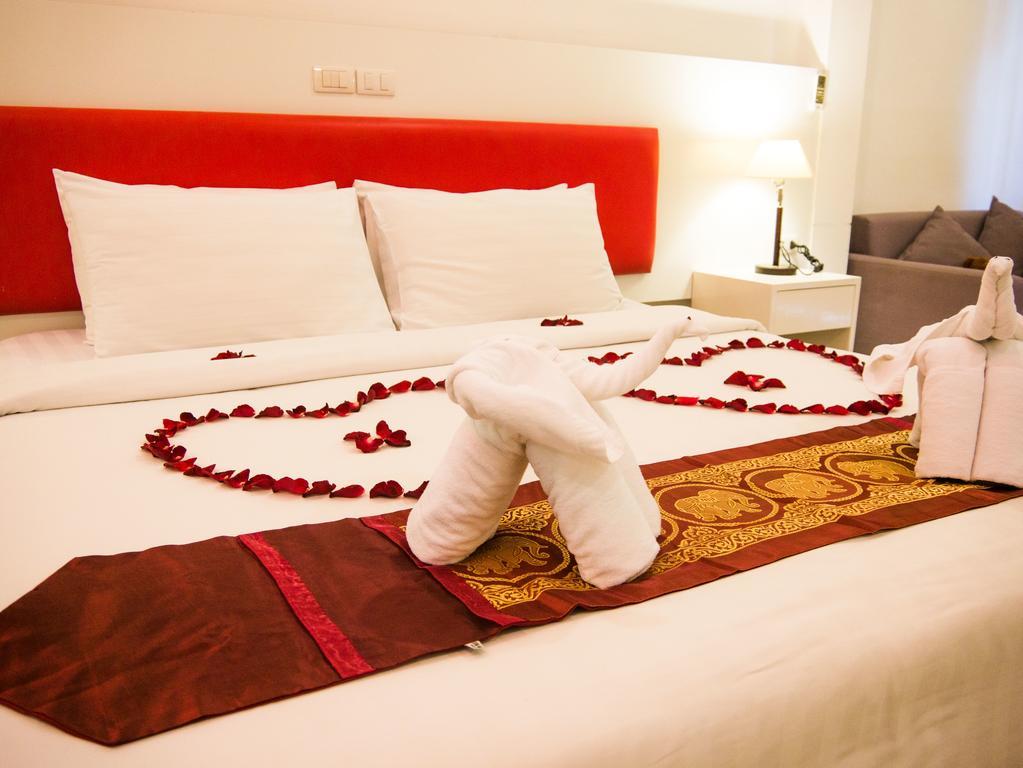 Armoni Patong Beach Hotel Εξωτερικό φωτογραφία