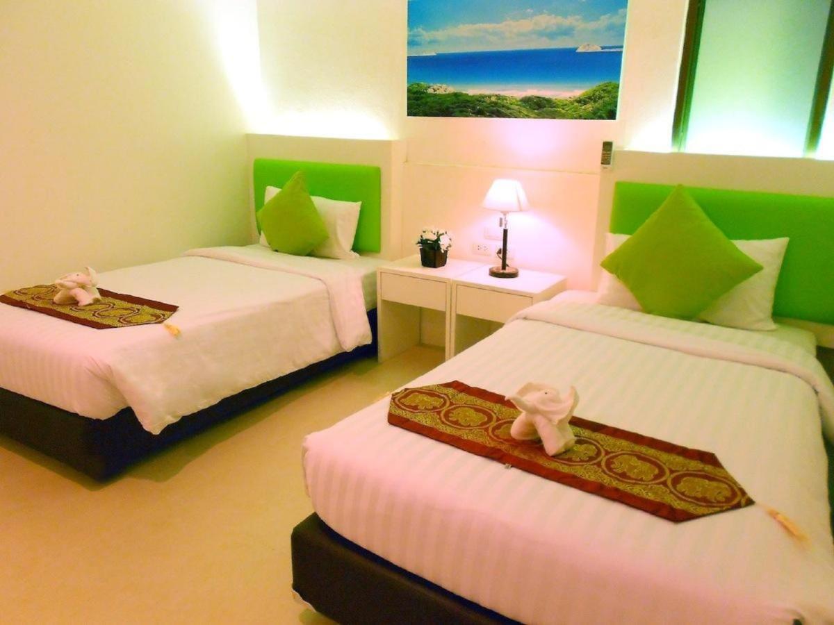 Armoni Patong Beach Hotel Εξωτερικό φωτογραφία