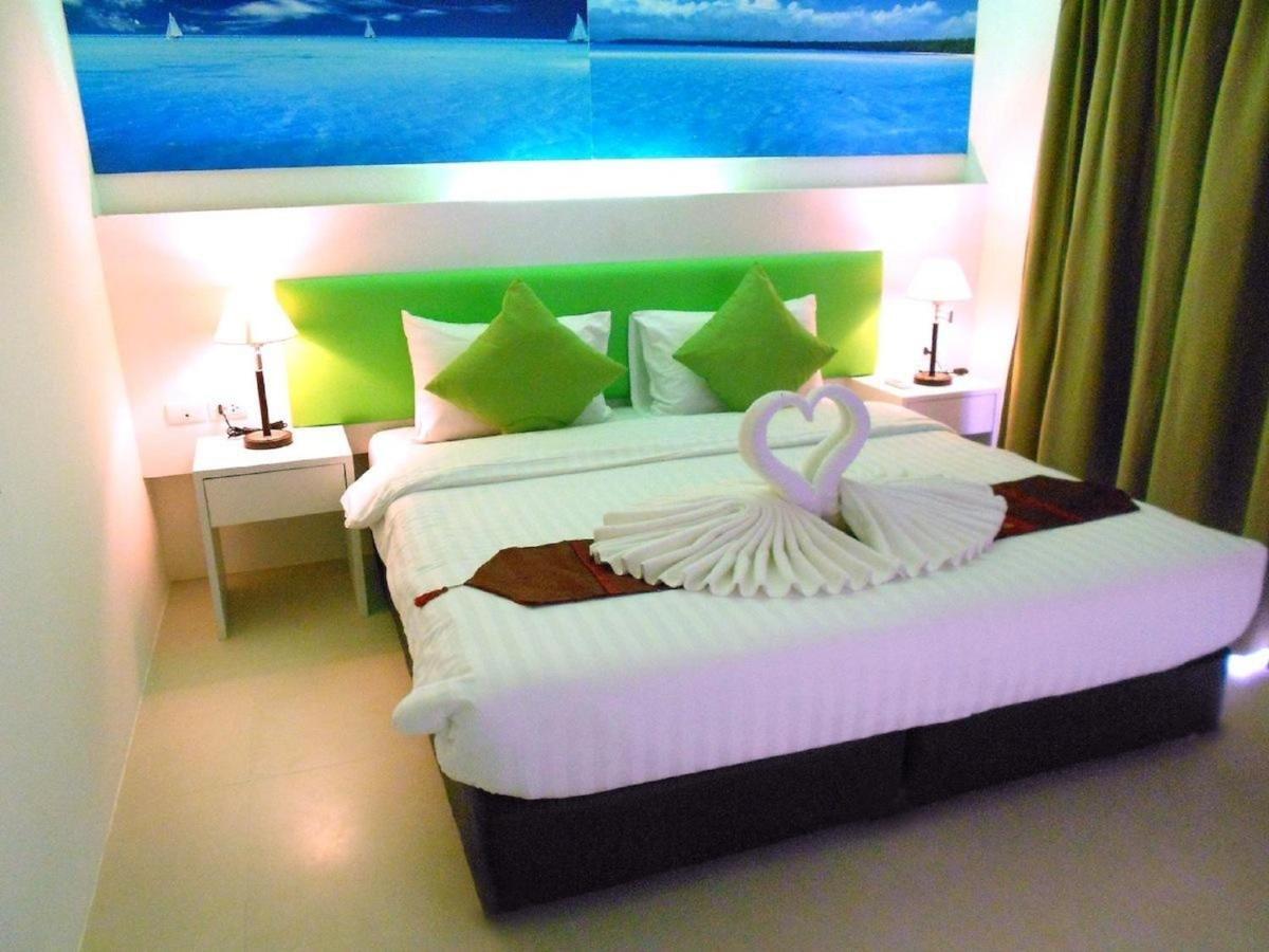 Armoni Patong Beach Hotel Εξωτερικό φωτογραφία